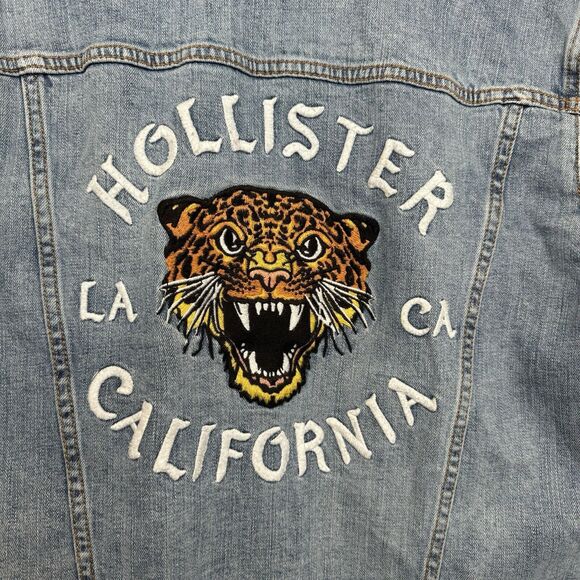 Hollister Embroidered Tiger Denim Distressed Jean Jacket Men's Size M Epic Flex - Picture 5 of 5